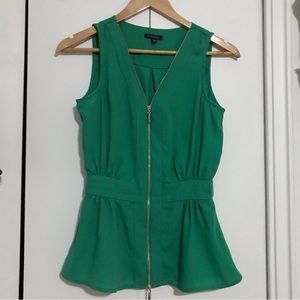 Women’s Dynamite Size XS Emerald Green Zip Up Sleeveless Vest Blouse